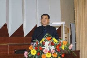 赵洪祥(中共山东省委党校副教授)