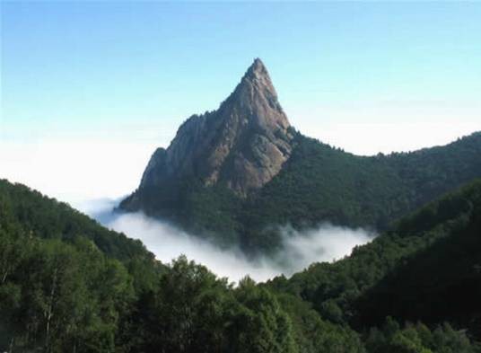 雾灵山庄