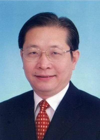 高雄(广西壮族自治区人大常委会原副主任)