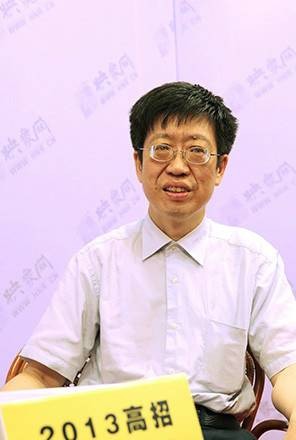 赵一鸣(复旦大学软件学院教授)