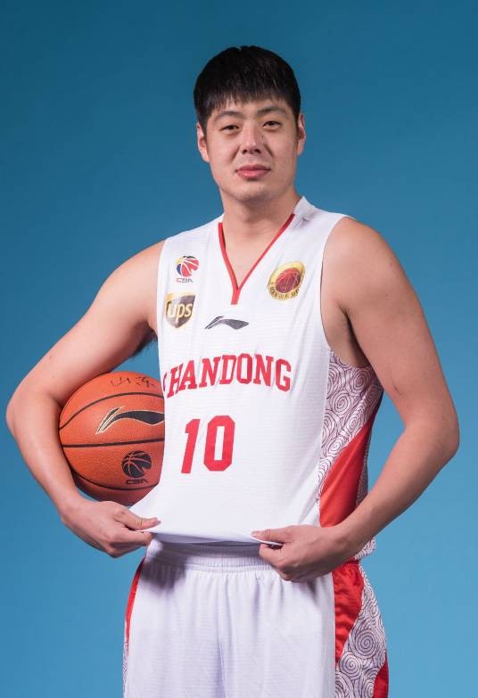 李林（1988年出生中国篮球运动员）