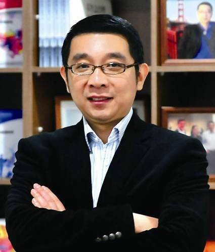 李生(中国商业联合会专家工作委员会副主任)