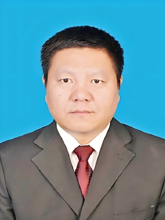马健(新疆维吾尔自治区人大常委会民族宗教外事华侨工作委员会主任、党支部书记)