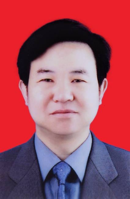 陈国梁（襄阳市人力资源和社会保障局原副局长）