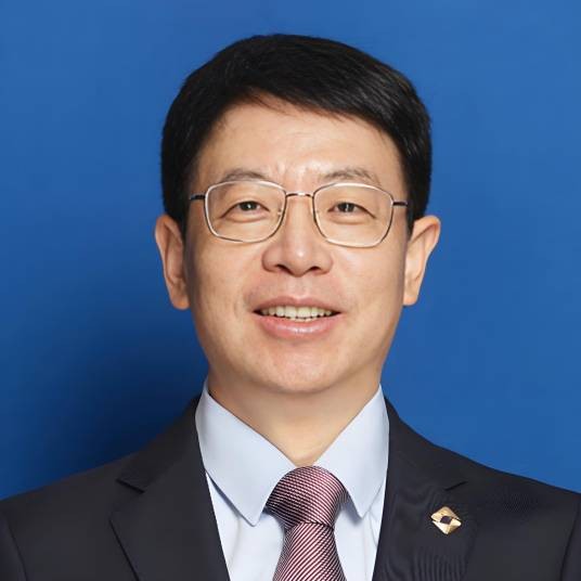 郑祖刚(齐鲁银行党委书记、董事长、非执行董事)