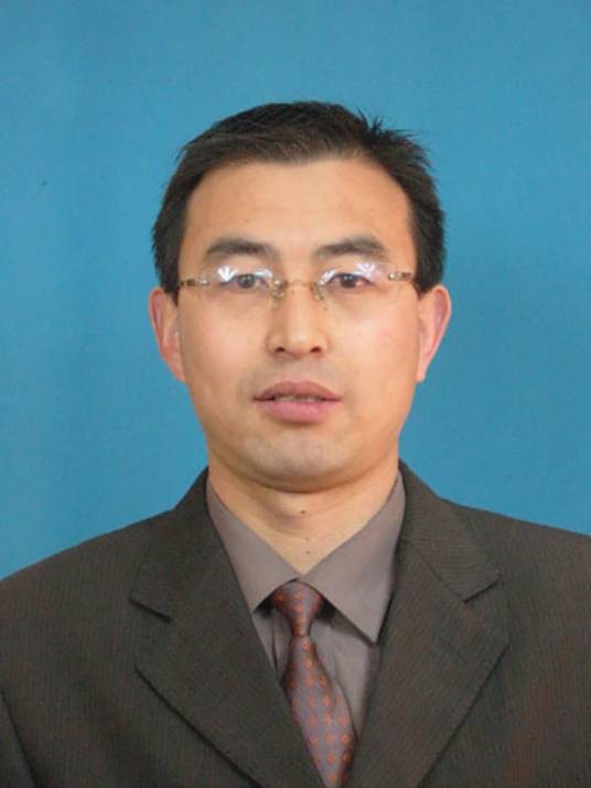 马俊（青海省教育厅党组成员、副厅长）