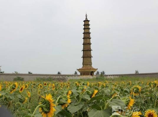 金阁寺（河北省巨鹿县唐代佛教寺院）