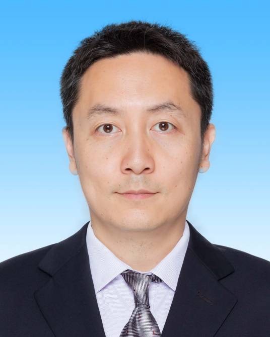 孙迪（北京市大兴区经济和信息化局党组成员、副局长）