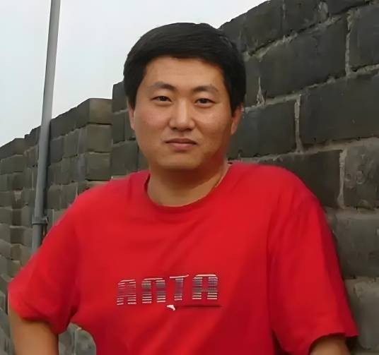 王雪峰（中央司法警官学院监狱学学院院长）