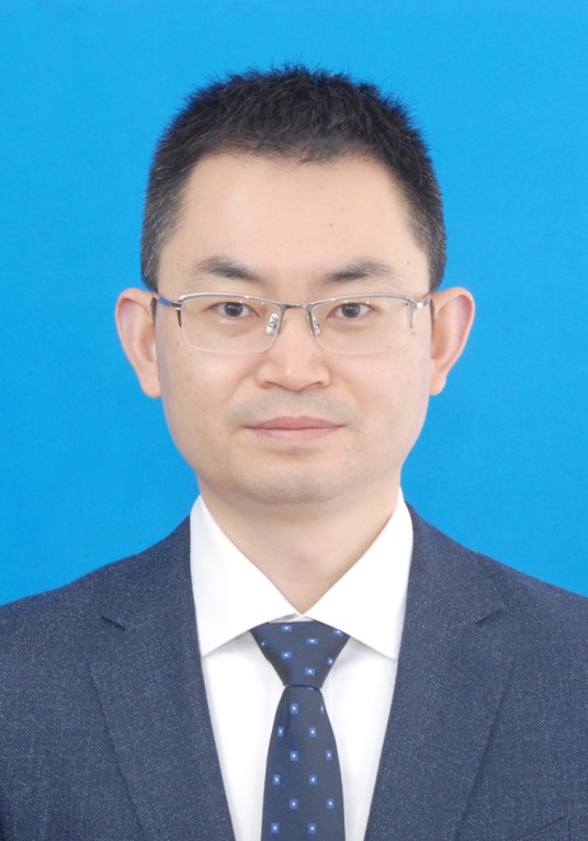 张本（海南医科大学党委常委、海南省人民医院党委副书记）