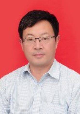崔峰(临泉县教育局党委副书记)
