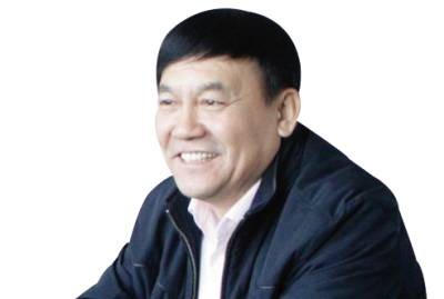 尹亮(泰山书画研修院院长)