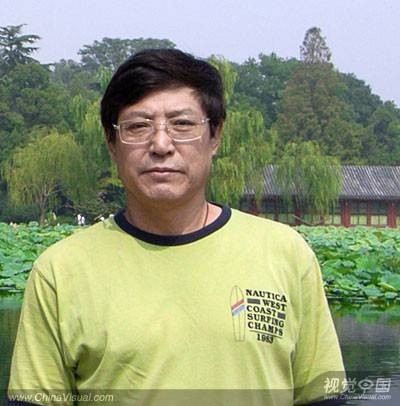 黄天祥(全国晚报科学编辑记者学会会长)