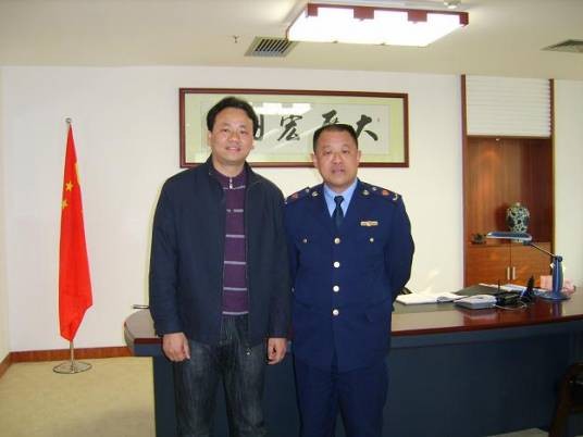 李益群(广西南宁市工商局党组成员、副局长)