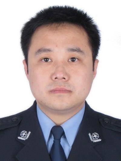 戴鹏(安徽省蚌埠市公安局龙子湖分局局长、党委书记、三级高级警长、龙子湖区人民政府副区长)