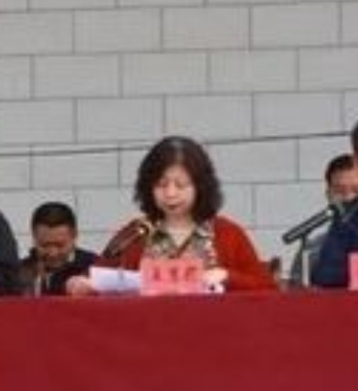 王慧莉（甘肃省水利水电学校原副校长）