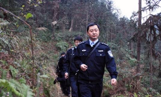 龙涛（内江市森林公安局局长）