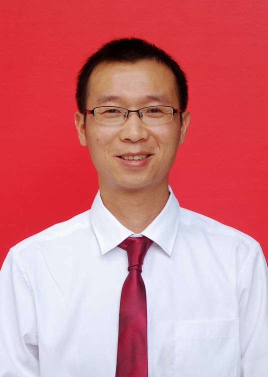 冯鹏（重庆大学光电工程学院副教授）