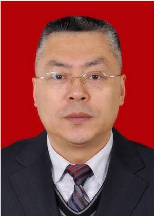 冯明（四川省广元市苍溪县人大常委会党组书记、主任）