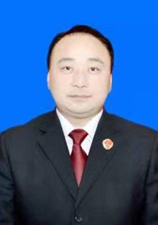 房斌（青海省果洛州人民检察院原副检察长）