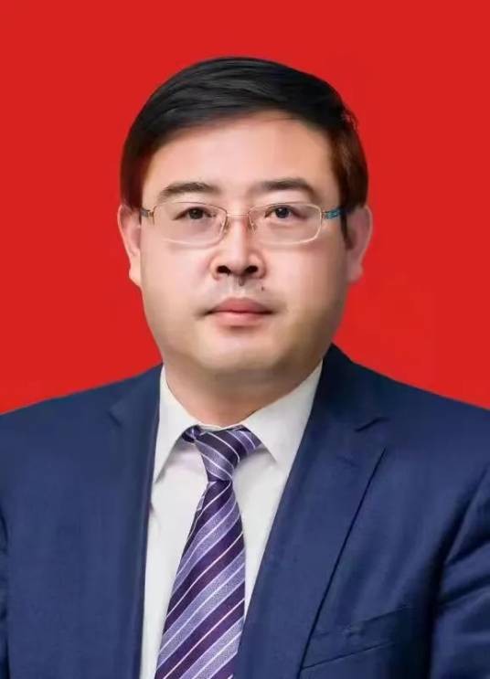 刘海峰（河北省张家口市委常委、政法委书记）