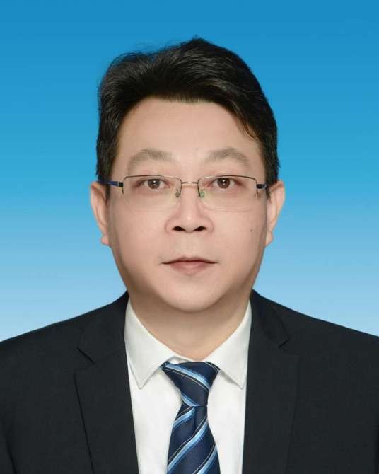 杨卫国（湖南省湘潭市人民政府国有资产监督管理委员会主任）