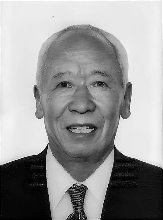 群培(西藏自治区人大常委会原副主任)