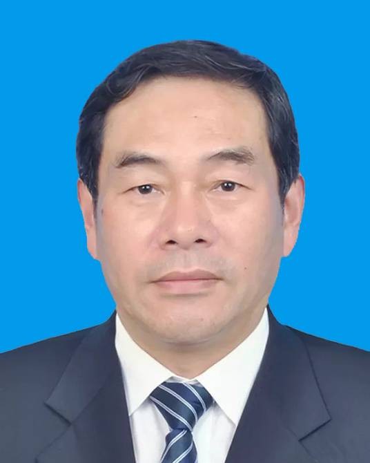 陈坚（贵州省政协原副主席、党组成员）