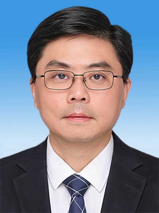 方方(北京大学党委常委、副校长)