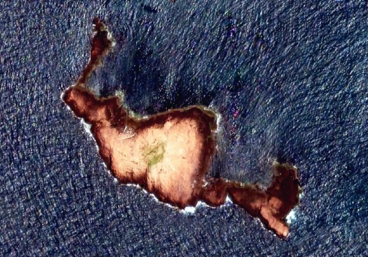 东沙岛（中国台湾海峡中的岛屿）