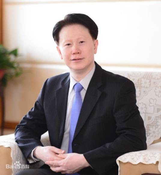 高明（南开大学校长助理、天津市人民医院党委书记）