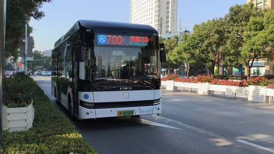 上海公交700路