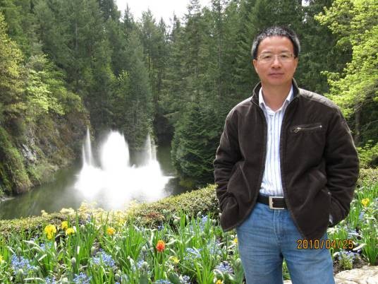李大强(吉林大学哲学社会学院教授)