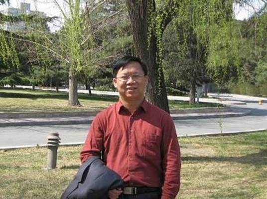 黄锐（中国管理学教授）