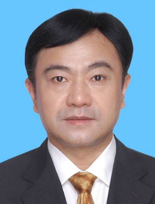 丁毅（第十四届全国人大代表，马钢（集团）控股有限公司原党委书记、董事长）