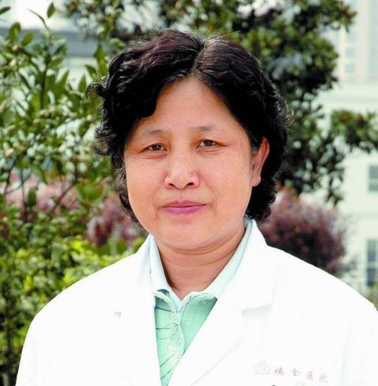 张慧琴(海军军医大学第一附属医院生殖医学中心主任医师)