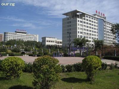 阳泉理工学院