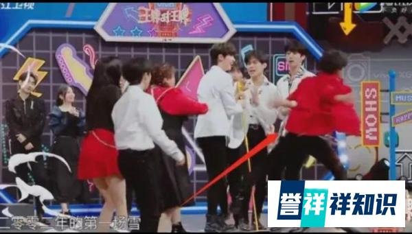 《王牌》强捧小鲜肉?张靓颖发文暗讽节目组,其男友陈秋莳也下场