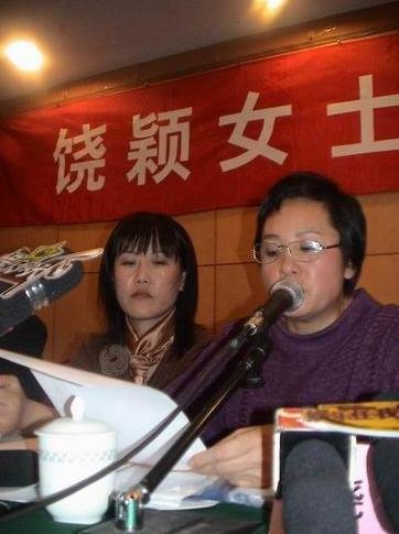 “饶颖门”后,赵忠祥因癌症离世,葬礼上哭到昏厥的张美珠如今怎样?
