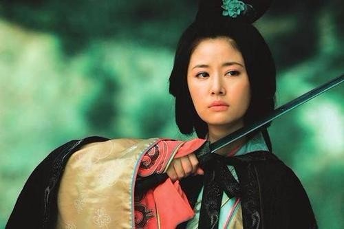 俗语“英雄难过美人关”,那么美人难过什么关呢,她们可以过关吗?