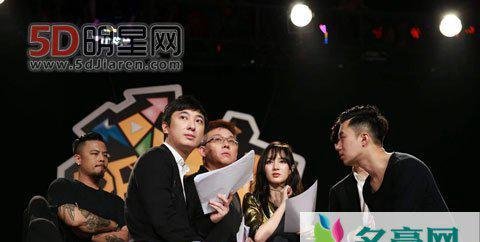 王思聪又曝大实话 李易峰不会唱歌跳舞只有颜值