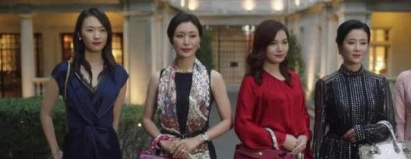 月薪两万,为何我不敢在商场买衣服?