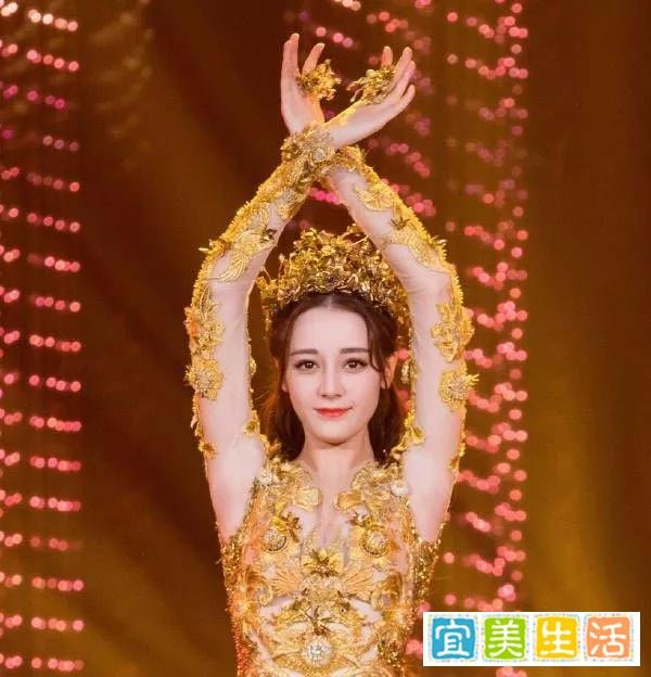 历届金鹰女神礼服盘点，你更喜欢哪一件？