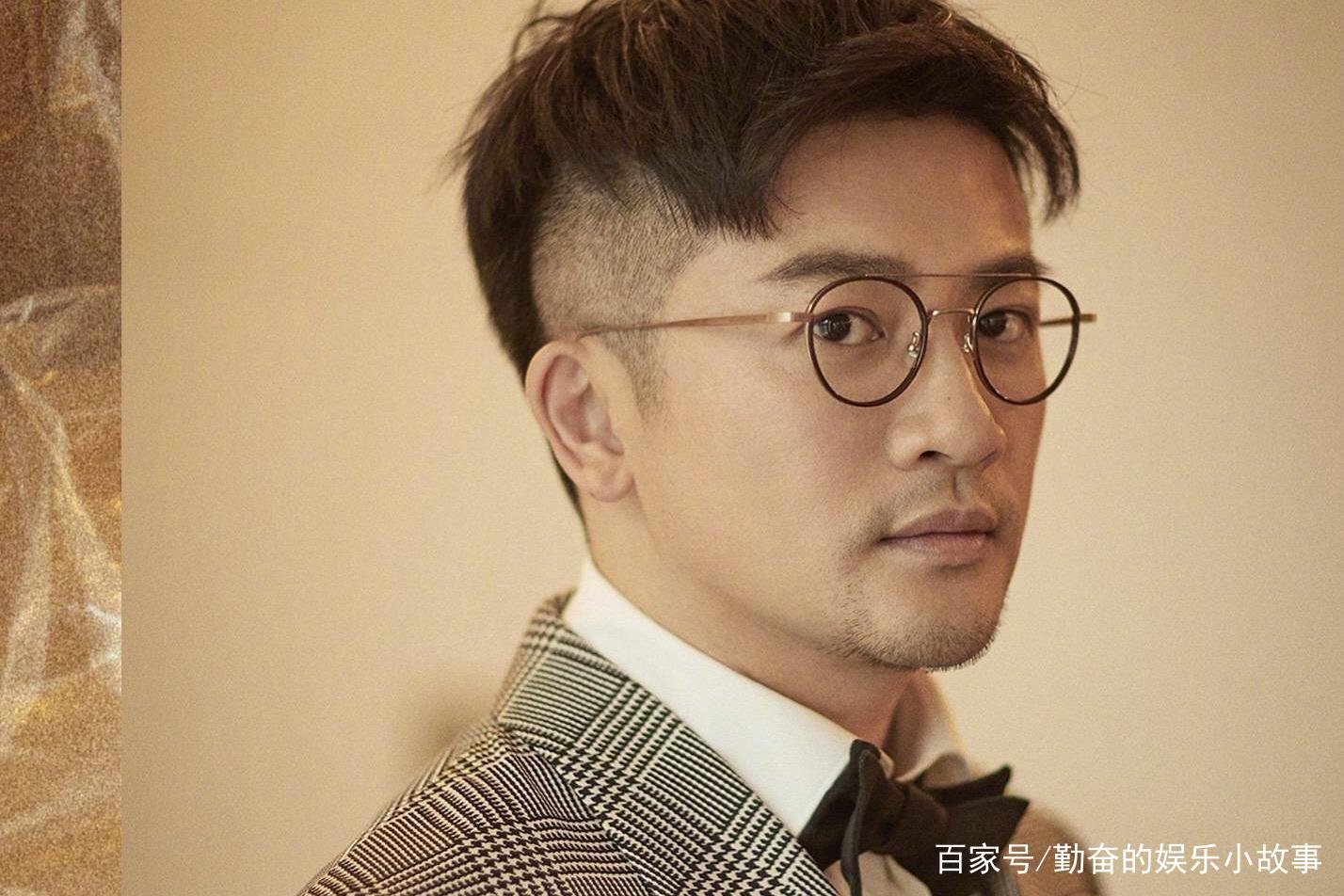32年一晃而过,从3人走红到分道扬镳,三只虎差异为何如此之大?