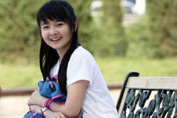 释小龙的现任女朋友杨晓丽,为什么那么低调?