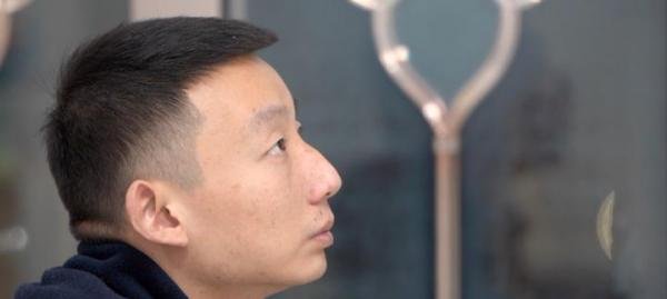 “错换人生28年案”一审宣判:养父母获赔79万,被换者姚策已于去年离世