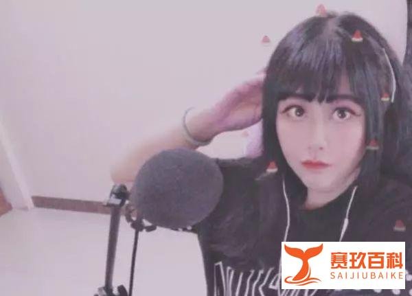 乔碧萝B站复出再被永封，自称公司仅她一人，有人300W买她IP