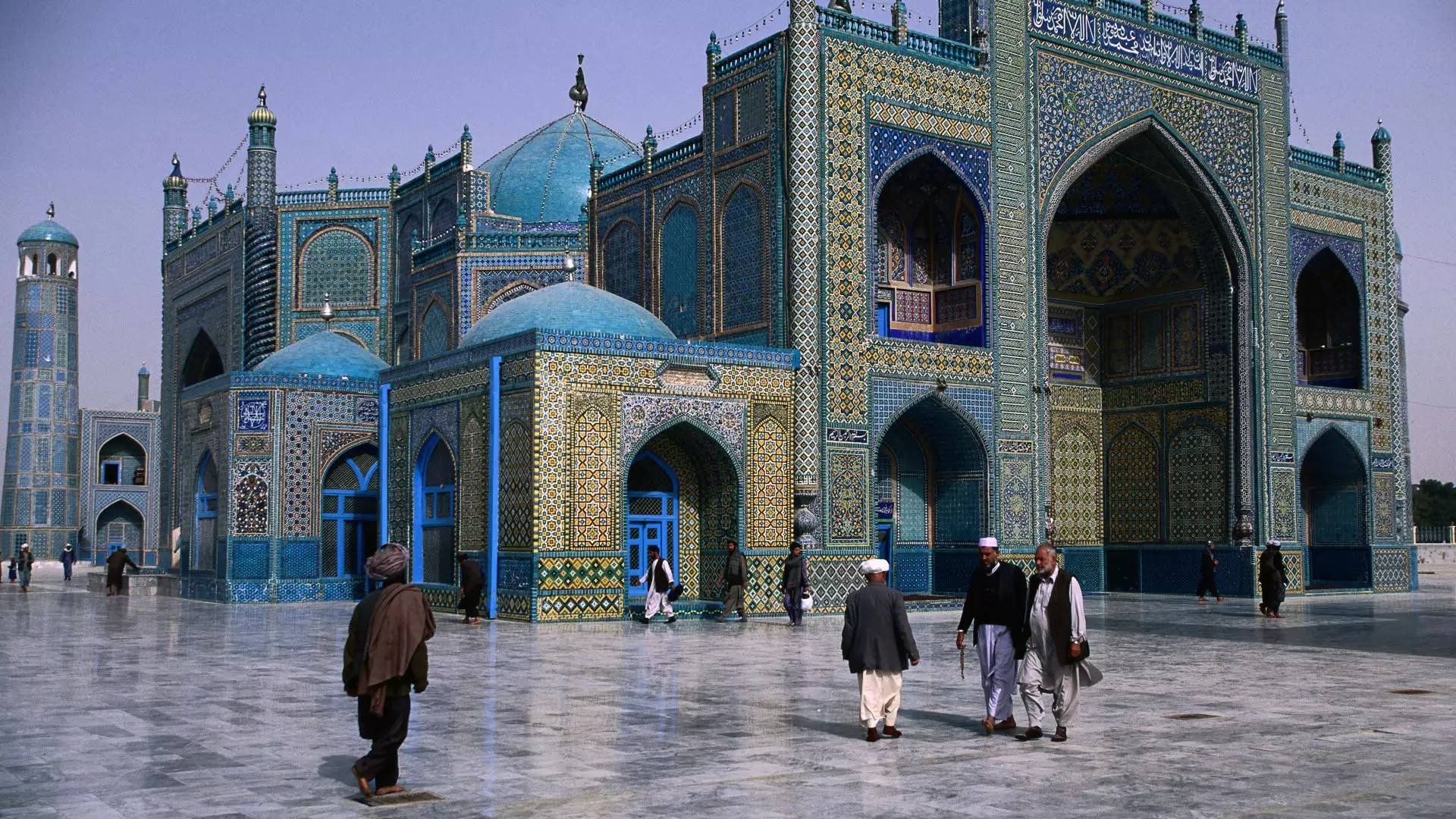 阿富汗禁止女学生在有男性场所唱歌,这是为何?