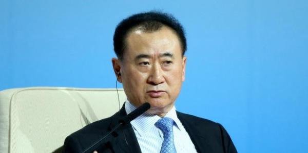 王健林，突遭“兄弟”背刺