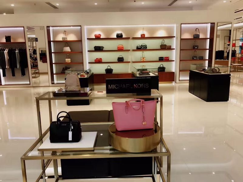杭州奢侈品店长月薪8万招不到人，这是为什么？